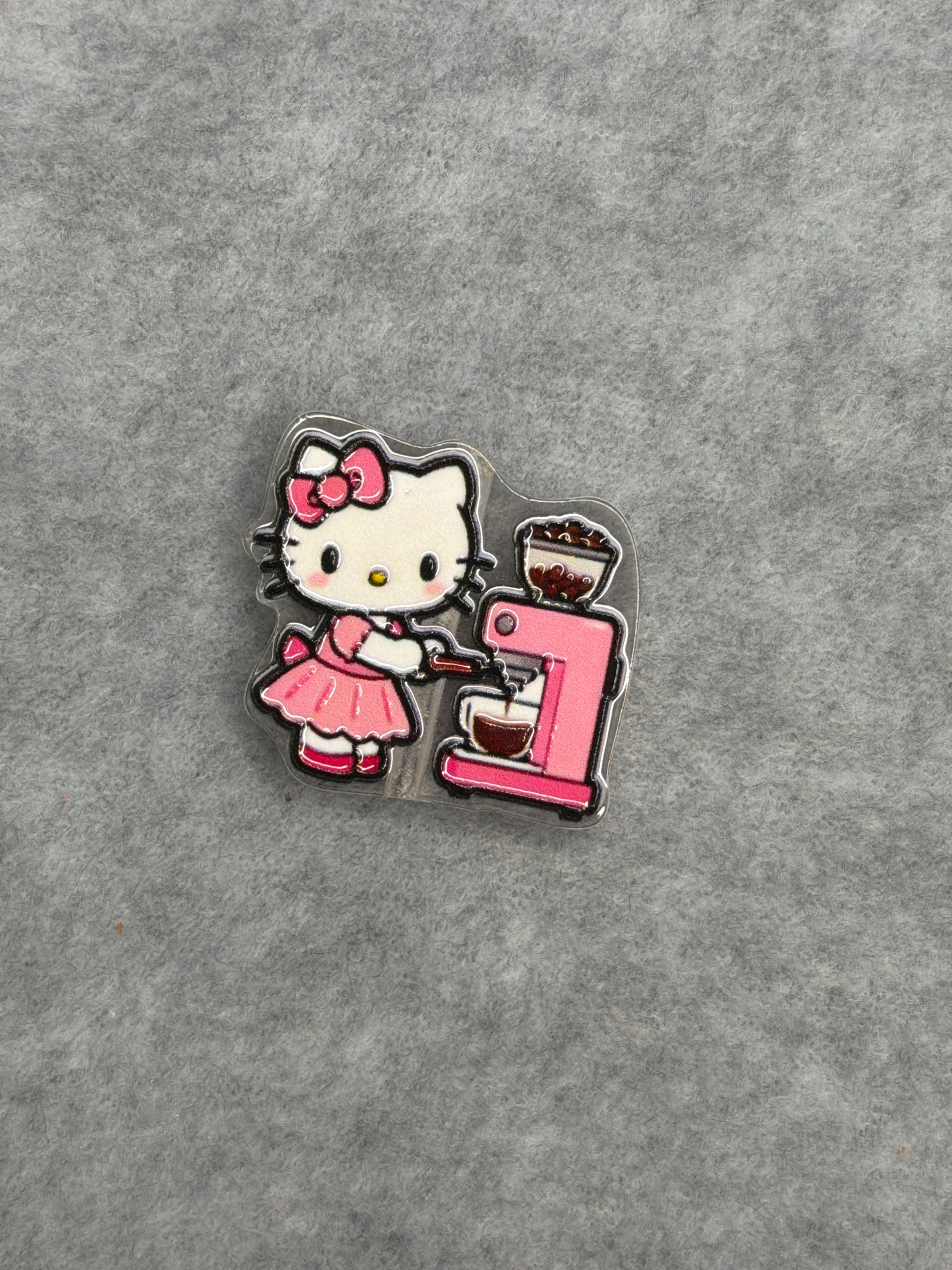 🎀 HK Character Acrylic Beads - Barista Kitty