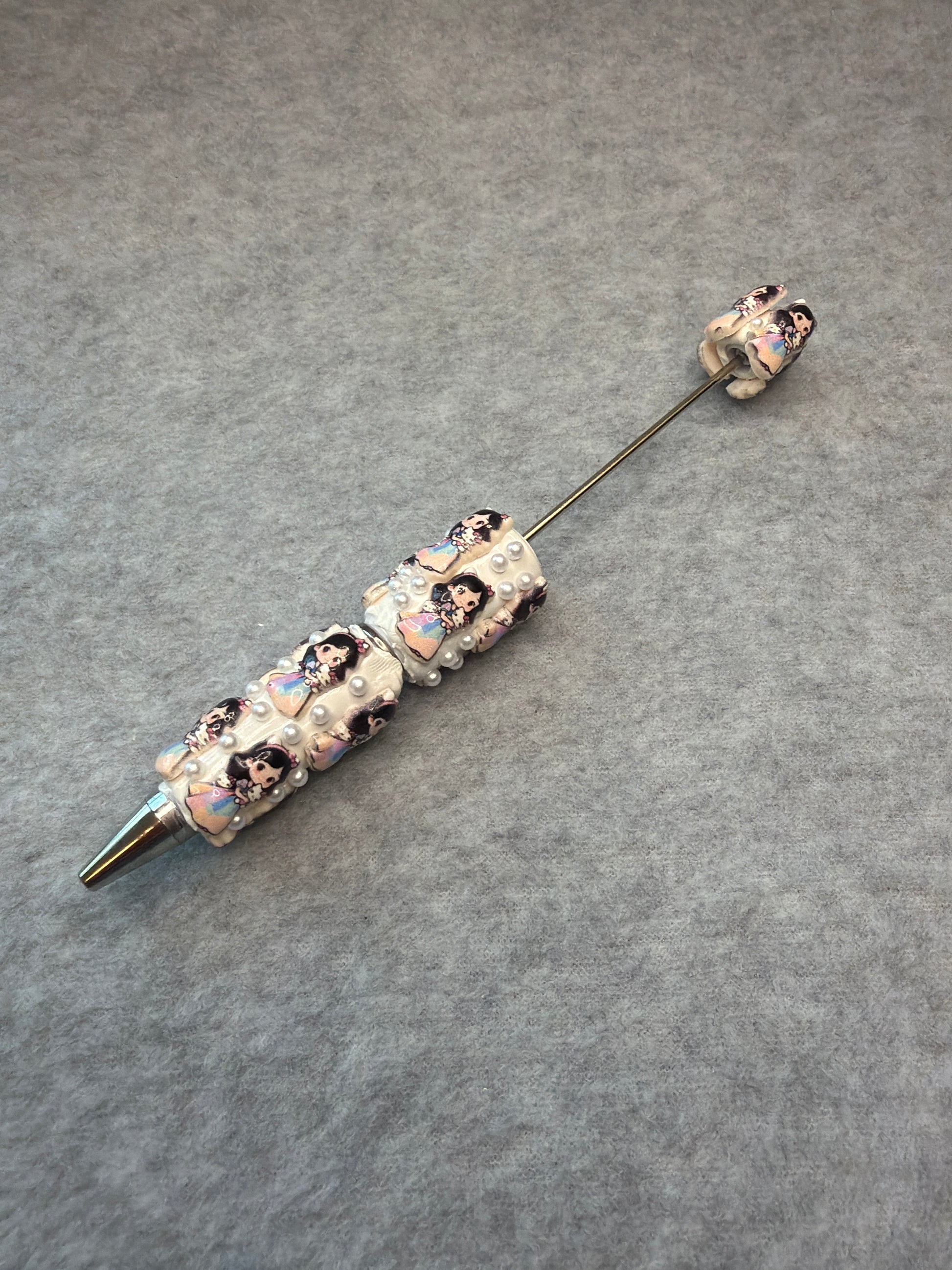 Character Pens - Black Hair Royal Girl